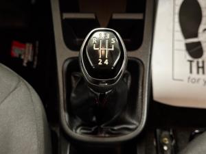 Renault Kwid 1.0 Techno manual - Image 10
