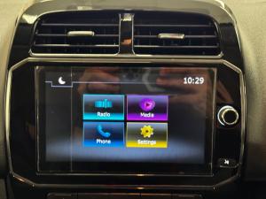 Renault Kwid 1.0 Techno manual - Image 11