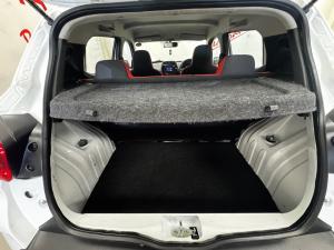 Renault Kwid 1.0 Techno manual - Image 17
