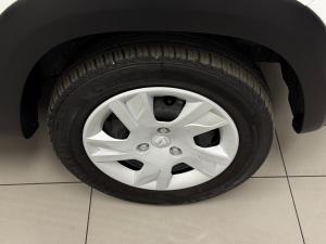 Renault Kwid 1.0 Techno manual - Image 18