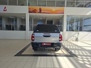 Toyota Hilux 2.8GD-6 double cab Raider auto - Image 5