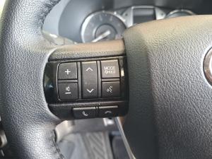 Toyota Hilux 2.8GD-6 double cab Raider auto - Image 9
