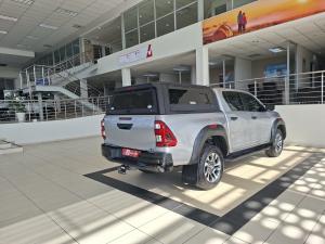 Toyota Hilux 2.8GD-6 double cab Raider auto - Image 2