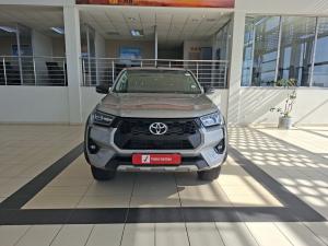 Toyota Hilux 2.8GD-6 double cab Raider auto - Image 4