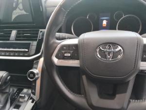 Toyota Land Cruiser 300 3.3D GX-R - Image 9