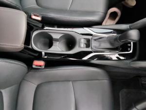 Toyota Corolla Cross 1.8 HEV XS - Image 11