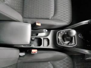 Toyota Urban Cruiser 1.5 XR manual - Image 11