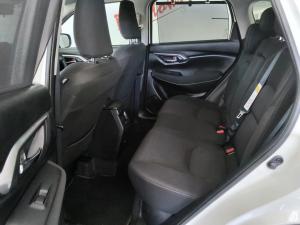 Toyota Urban Cruiser 1.5 XR manual - Image 16