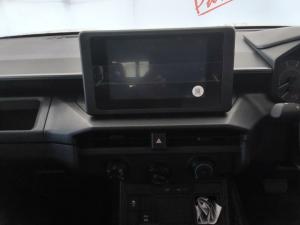 Toyota Hilux 2.8GD-6 double cab SRX - Image 13