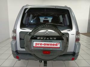 Mitsubishi Pajero 5-door 3.2DI-D GLX - Image 5