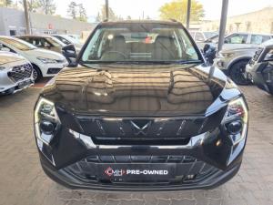 Mahindra XUV 3XO 1.2T AX5 manual - Image 2