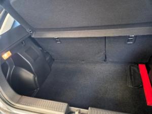 Toyota Starlet Cross 1.5 XS manual - Image 5