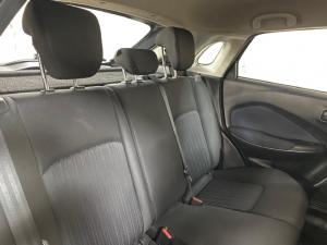 Toyota Starlet 1.5 XS auto - Image 9
