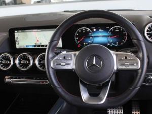Mercedes-Benz GLA GLA200 - Image 14