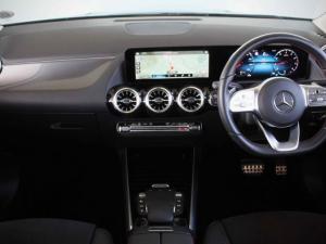 Mercedes-Benz GLA GLA200 - Image 2