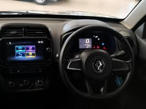 Renault Kwid 1.0 Techno manual - Image 16