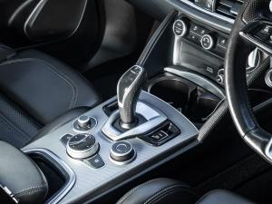 Alfa Romeo Stelvio 2.0T Super Q4 - Image 14