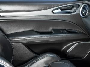 Alfa Romeo Stelvio 2.0T Super Q4 - Image 15
