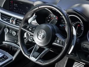 Alfa Romeo Stelvio 2.0T Super Q4 - Image 16