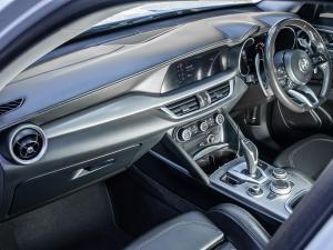 Alfa Romeo Stelvio 2.0T Super Q4 - Image 17