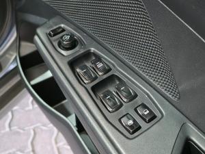 Mahindra XUV 3XO 1.2T MX2 auto - Image 17