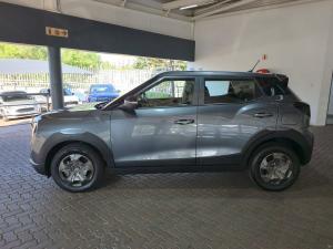 Mahindra XUV 3XO 1.2T MX2 auto - Image 4