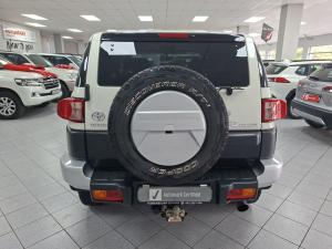 Toyota FJ Cruiser FJ Cruiser - Image 5