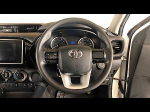 Toyota Hilux 2.4GD-6 double cab SRX auto - Image 8