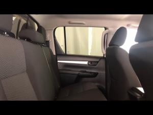 Toyota Hilux 2.4GD-6 double cab SRX auto - Image 12