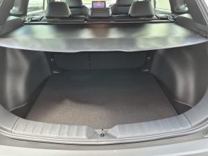 Toyota Corolla Cross 1.8 HEV XR - Image 17