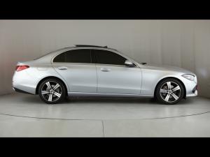 Mercedes-Benz C-Class C200 Avantgarde - Image 3