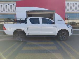 Toyota Hilux 2.4GD-6 double cab Raider manual - Image 3