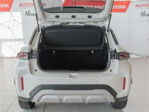 Toyota Starlet Cross 1.5 XR auto - Image 13