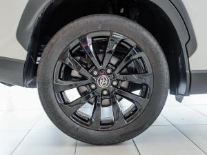 Toyota Corolla Cross 1.8 HEV GR-Sport - Image 13