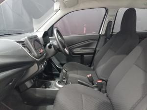 Toyota Vitz 1.0 XR manual - Image 7