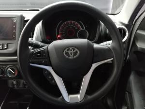 Toyota Vitz 1.0 XR manual - Image 8