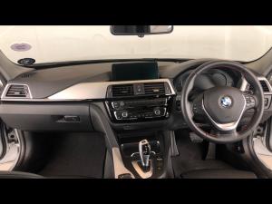 BMW 3 Series 330i Sport Line auto - Image 6