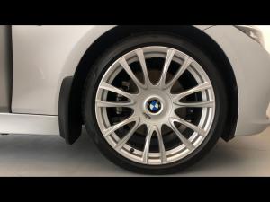 BMW 3 Series 330i Sport Line auto - Image 17