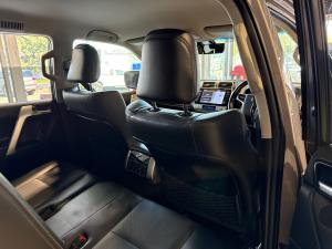 Toyota Land Cruiser Prado 2.8GD VX - Image 13