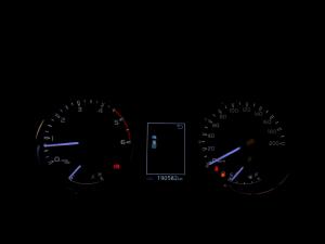 Toyota Hilux 2.4GD-6 double cab Raider manual - Image 9