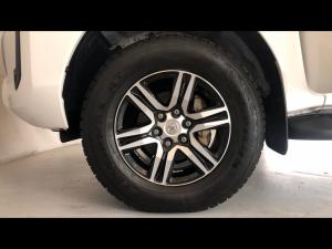 Toyota Hilux 2.4GD-6 double cab Raider manual - Image 18