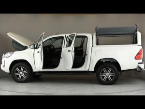 Toyota Hilux 2.4GD-6 double cab Raider manual - Image 26