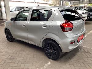 Toyota Vitz 1.0 XR auto - Image 23