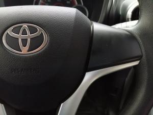 Toyota Vitz 1.0 XR manual - Image 10
