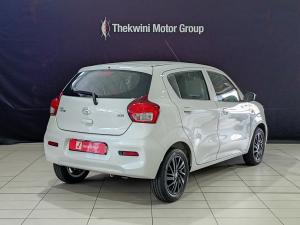 Toyota Vitz 1.0 XR manual - Image 2