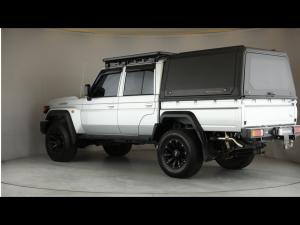 Toyota Land Cruiser 79 2.8GD-6 double cab auto - Image 21