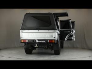 Toyota Land Cruiser 79 2.8GD-6 double cab auto - Image 24