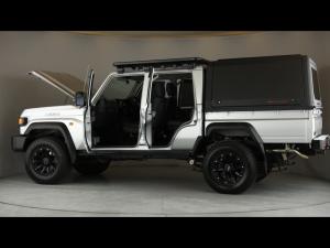 Toyota Land Cruiser 79 2.8GD-6 double cab auto - Image 26