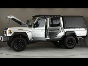 Toyota Land Cruiser 79 2.8GD-6 double cab auto - Image 27