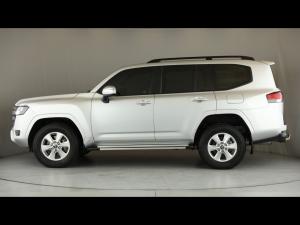 Toyota Land Cruiser 300 3.3D GX-R - Image 22